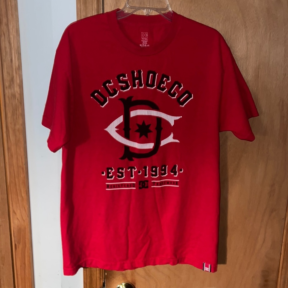 Dc shoes vintage t shirt